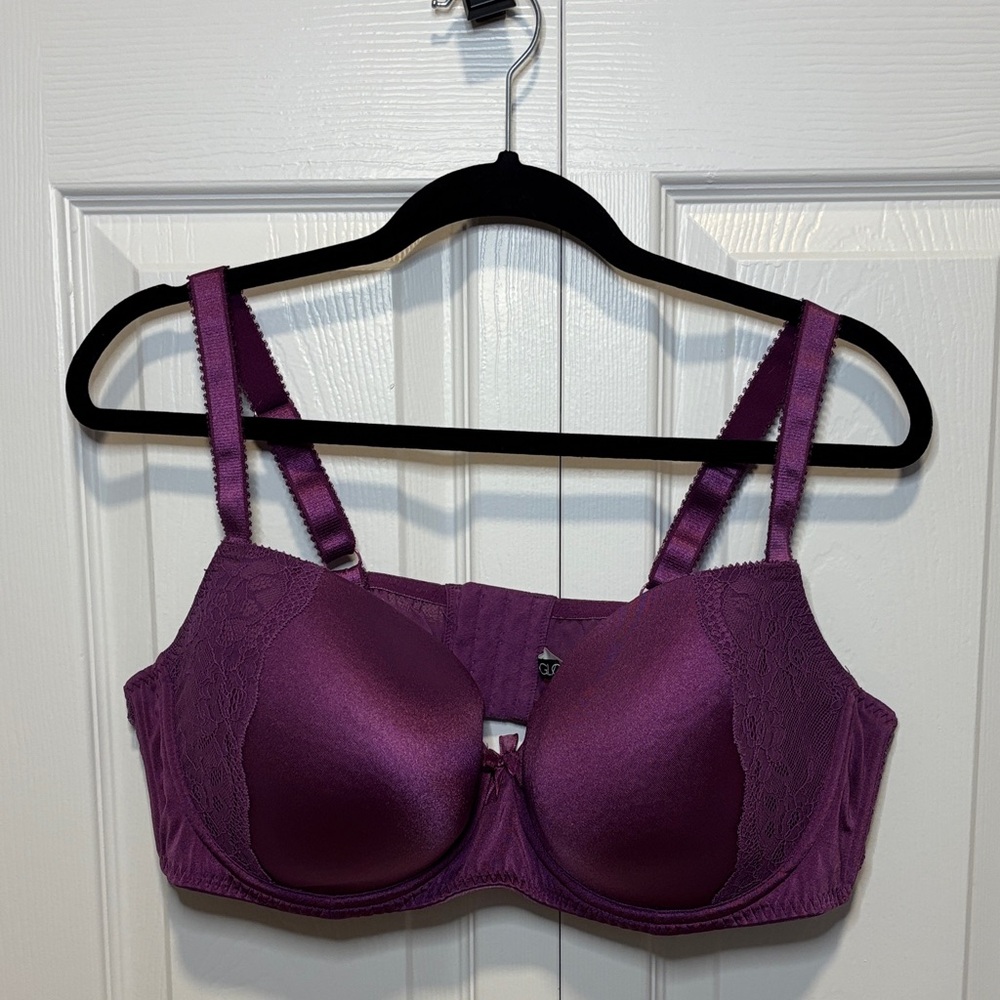 Penningtons Deep Purple with lace Satin Bra D46